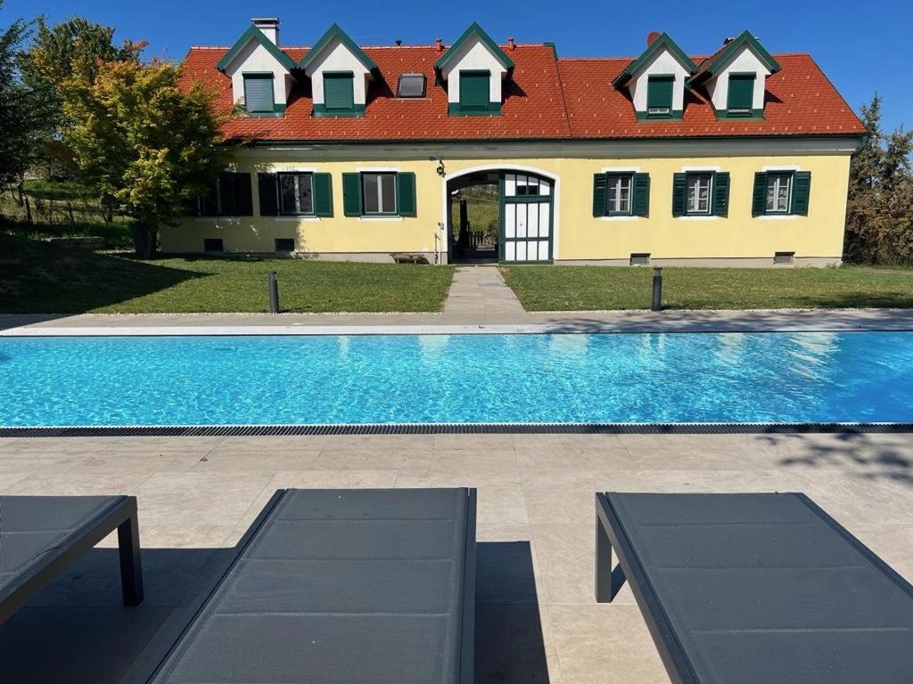 Landhaus Dasthomas Henndorf im Burgenland Екстериор снимка